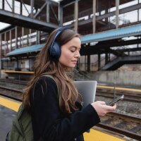 Bose Noise Cancelling Headphones 700 – Kabellose Bluetooth-Kopfhörer mit Alexa-Sprachsteuerung, Triple Midnight Blau Einheitsgröße